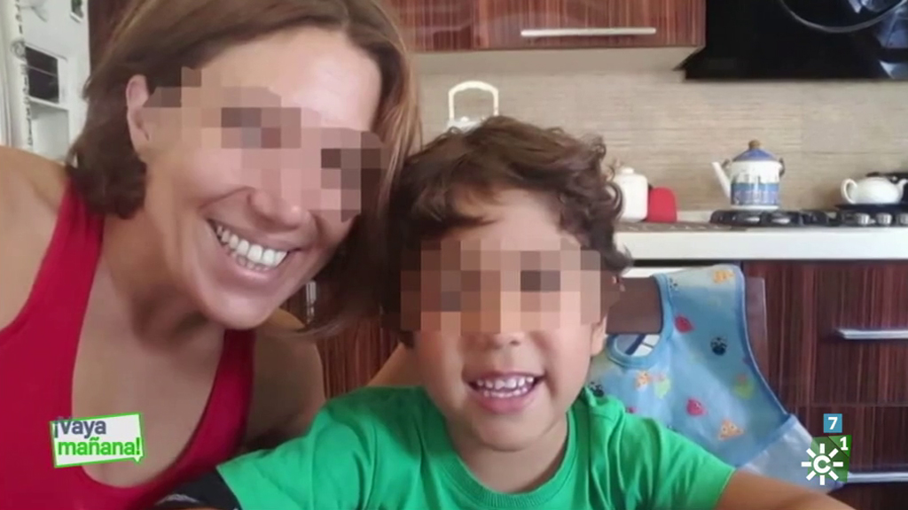 Una madre granadina denuncia el secuestro de su hijo de tres años por su  padre en Irán
