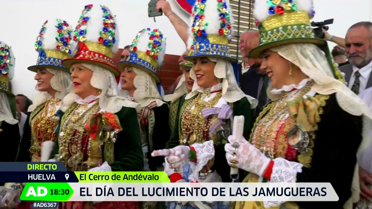 Tormenta Grabar Enriquecer Andalucía Directo | Las jamugueras protagonizan el primer día de la romería  de San Benito Abad
